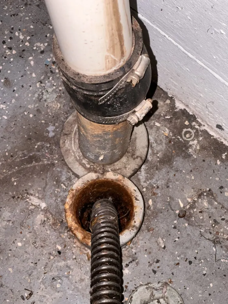 Slide of LaLas Plumbing