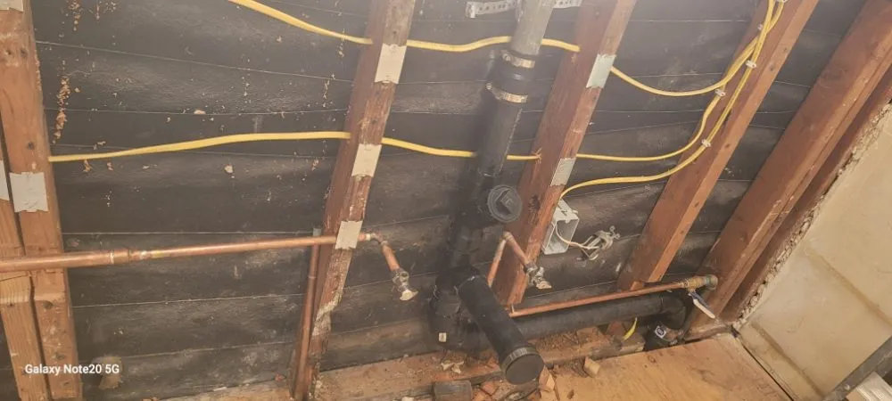 Slide of Lang's Plumbing & Rooter