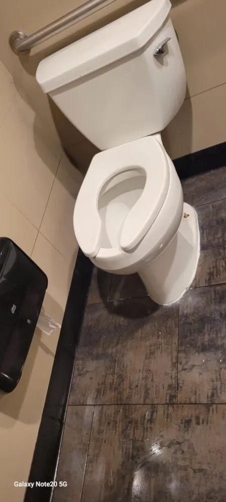 Slide of Lang's Plumbing & Rooter