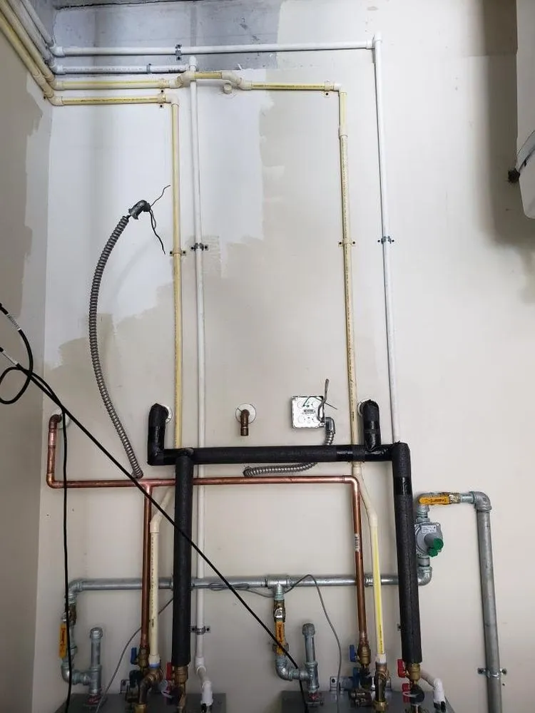 Slide of Largo Piping & Gas