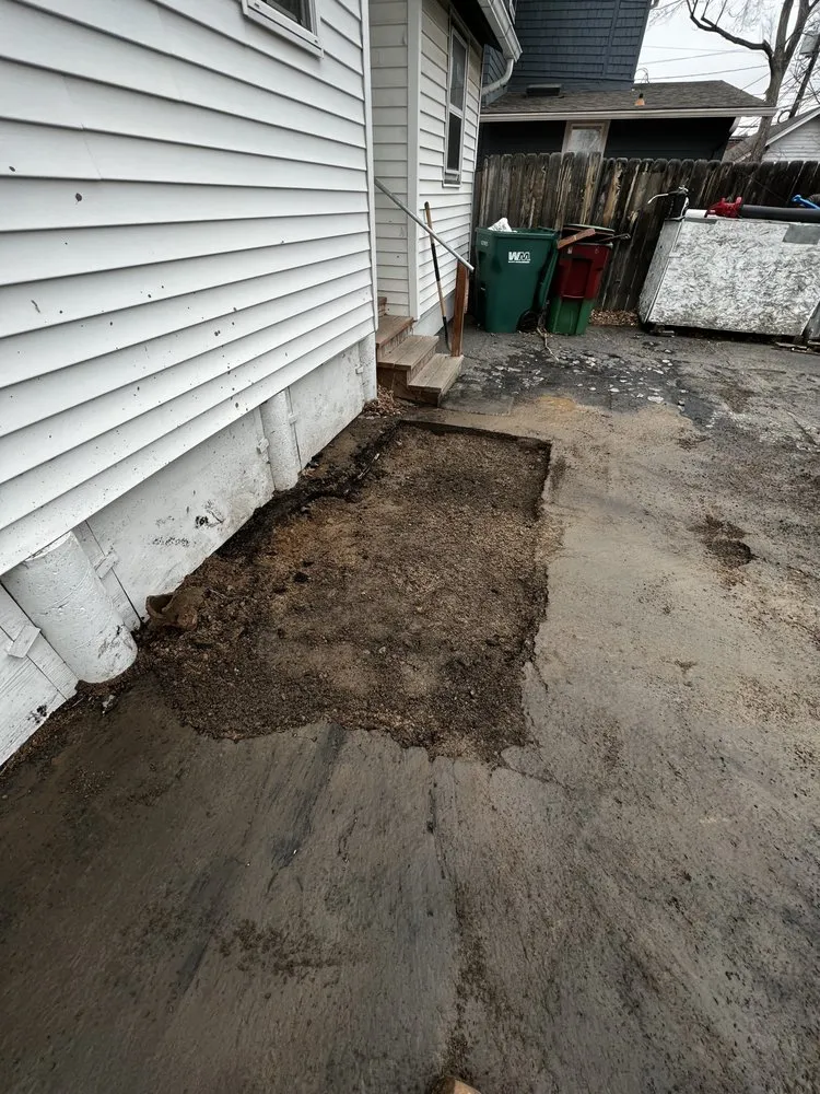 Slide of Larry & Company