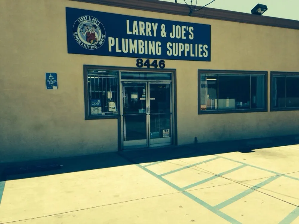 Professional emergency plumbing service in Reseda, CA - Larry & Joe's Plumbing Supplies