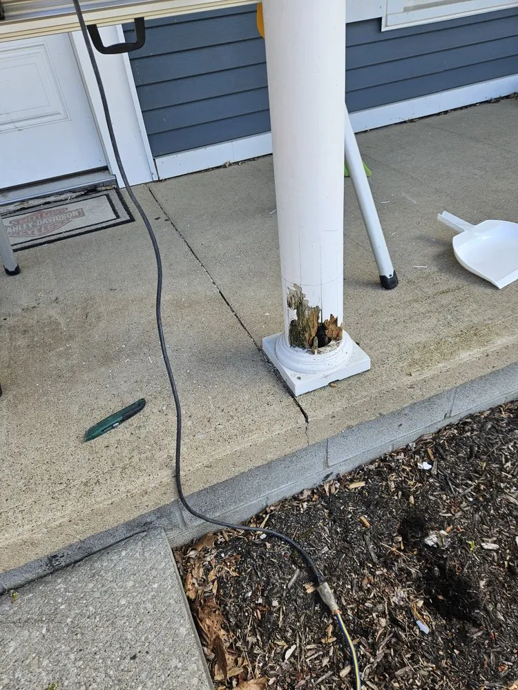 Slide of Larry Ross OldSchool Handyman Service