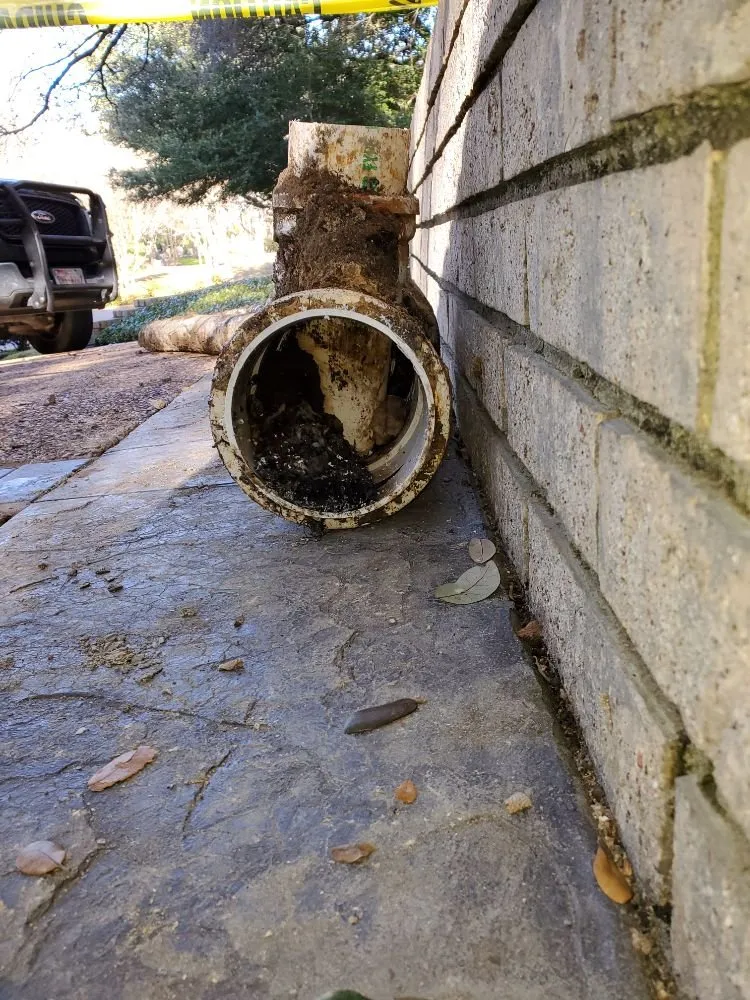 Slide of Larry's Plumbing Service