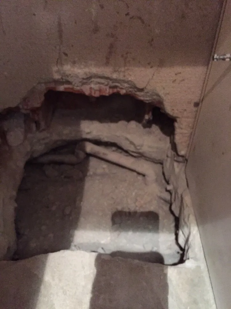 Slide of Lasseter Plumbing