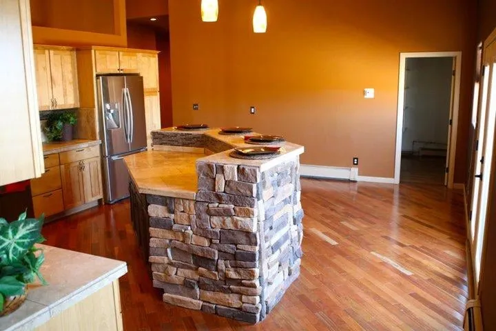 Slide of Lasting Impressions Repair and Remodel