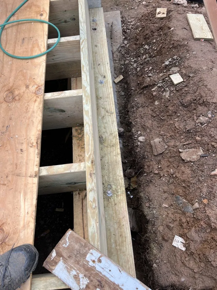 Emergency plumbing repair service in Poughkeepsie, NY - Lavariega Construccion