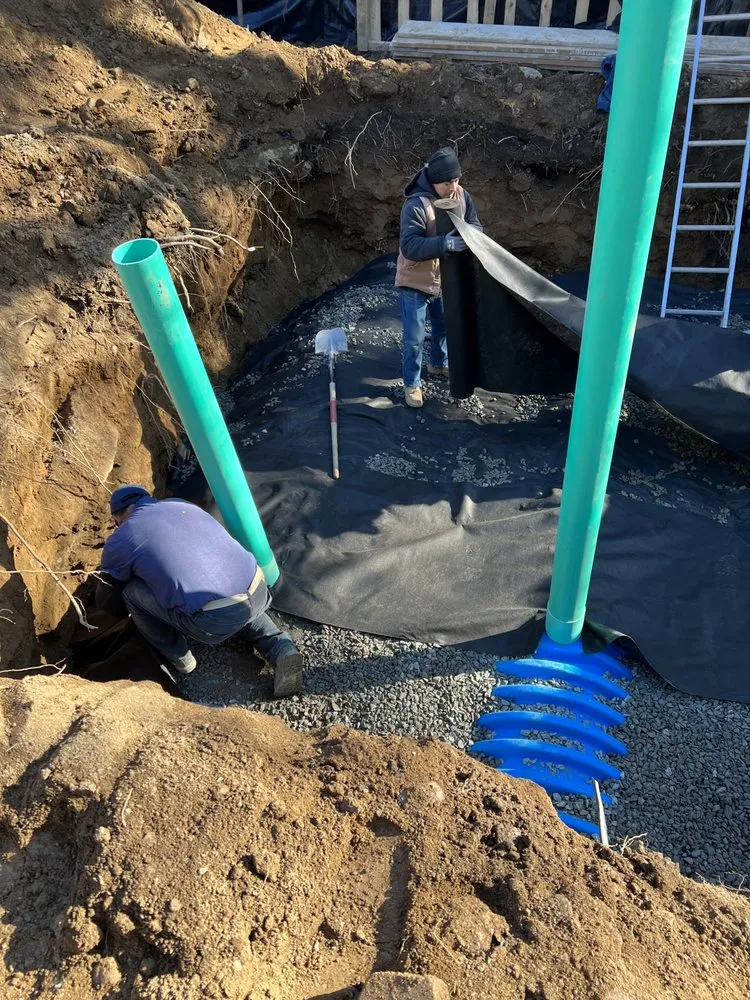 Slide of Lavariega Construccion