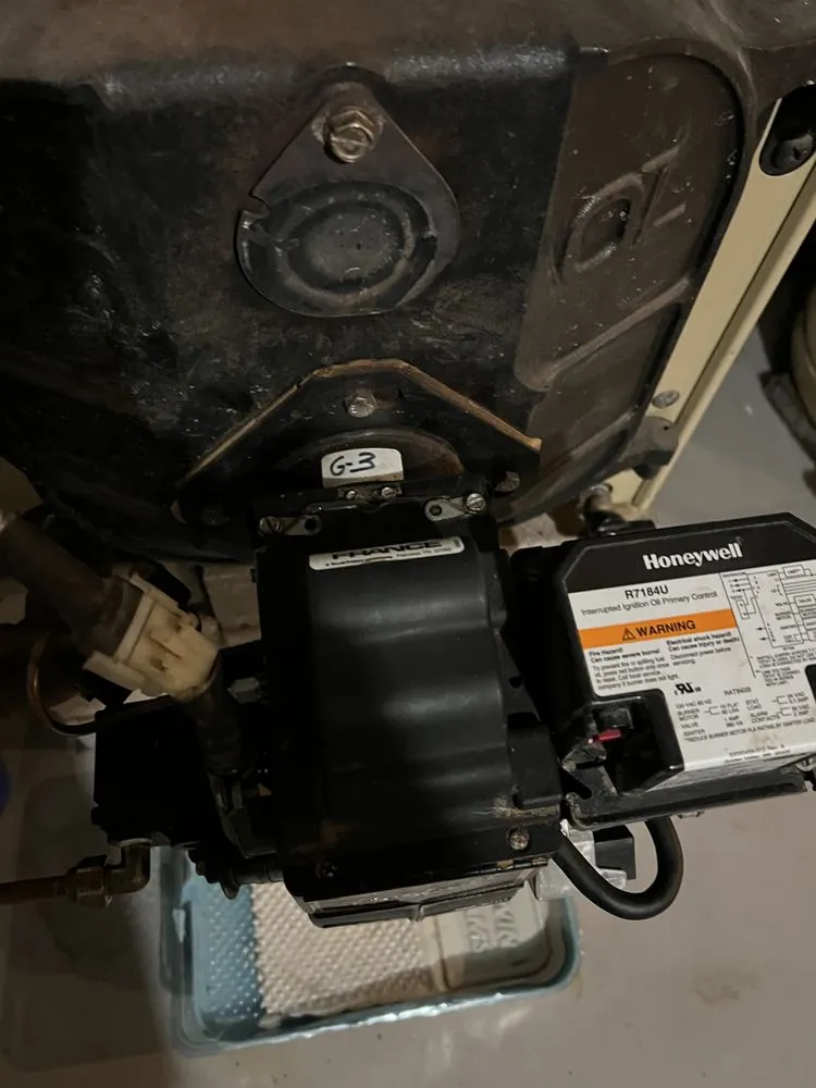 Slide of Lavariega Construccion