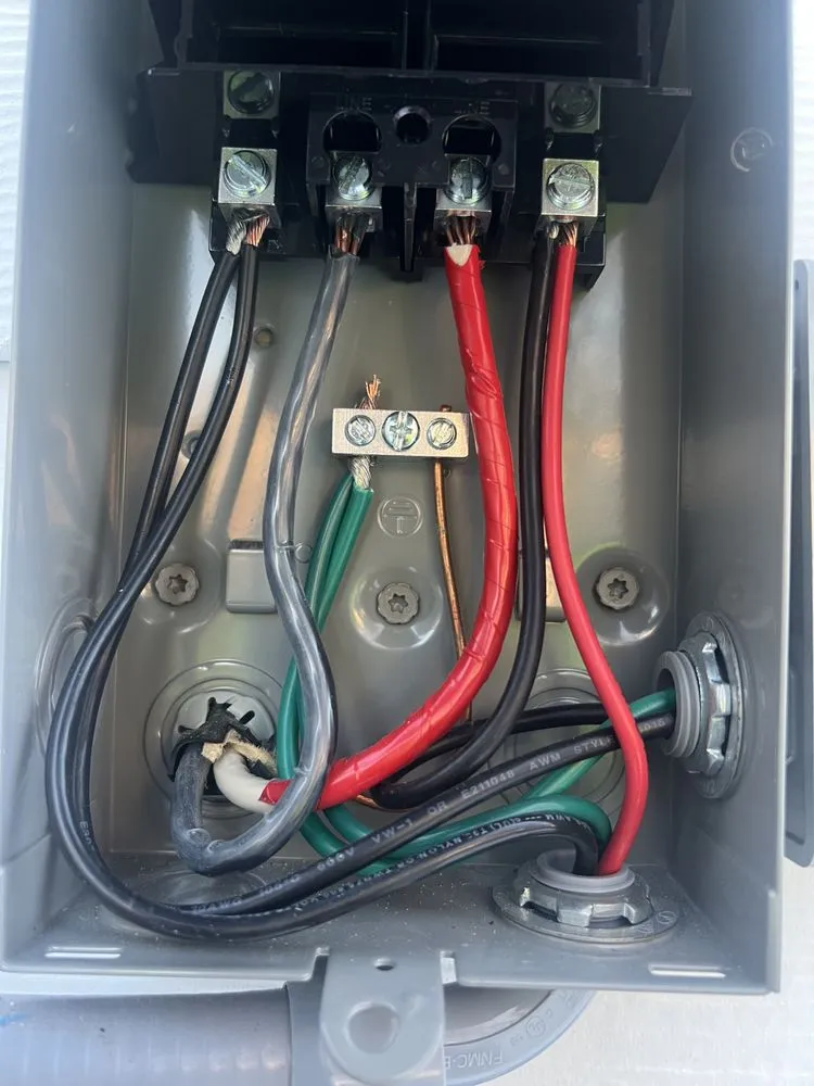 Slide of Lavariega Construccion