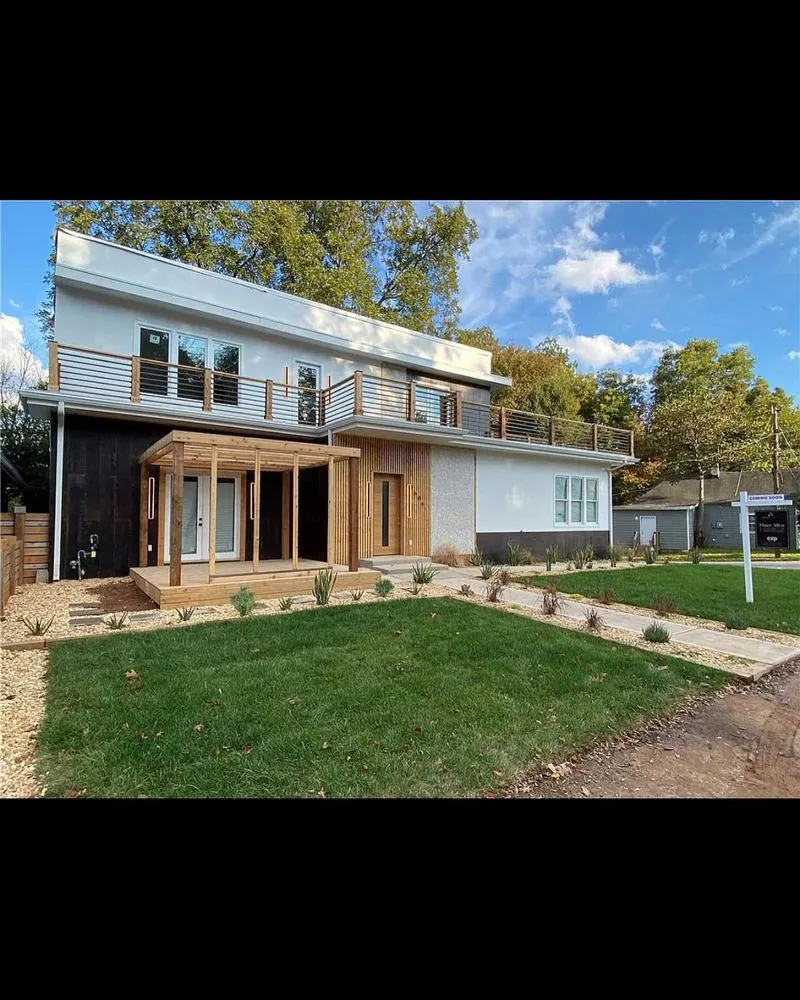 Slide of Lavish Living Construction