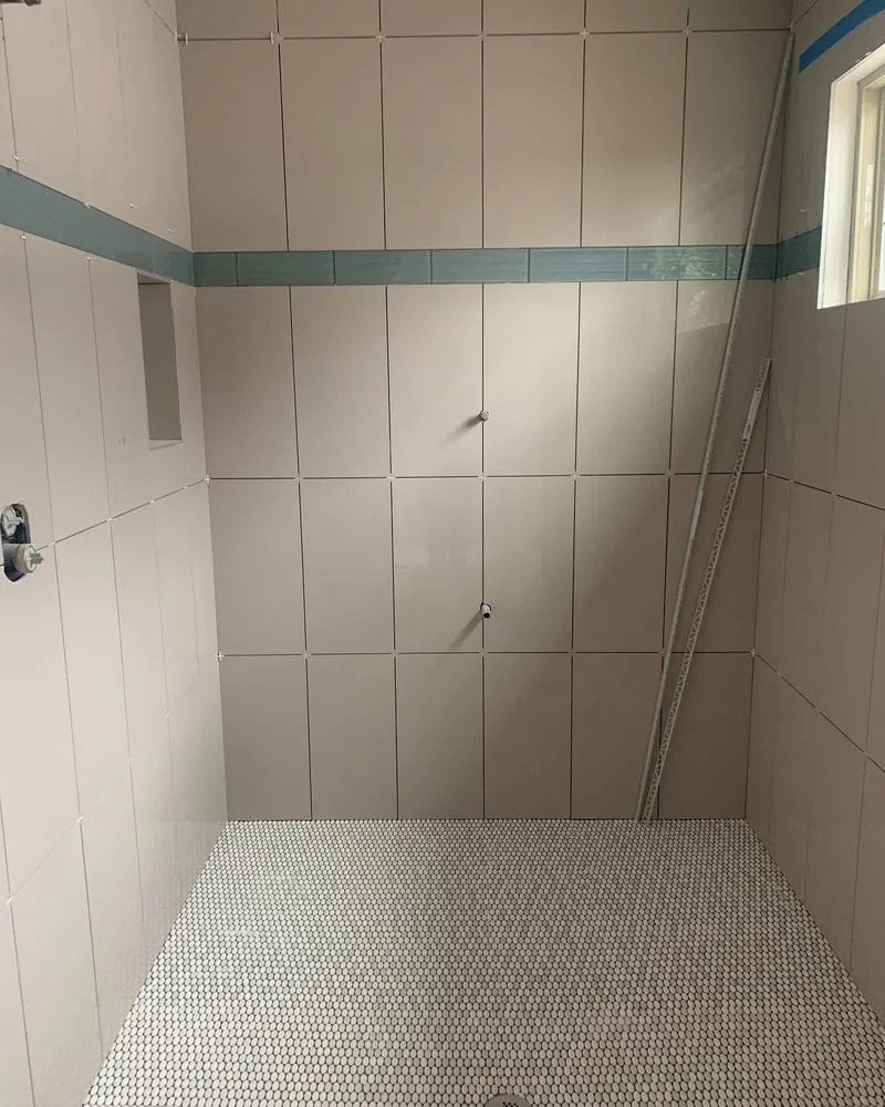 Slide of Lavish Living Construction