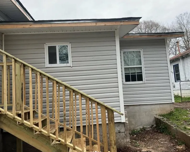 Slide of Lavish Living Construction