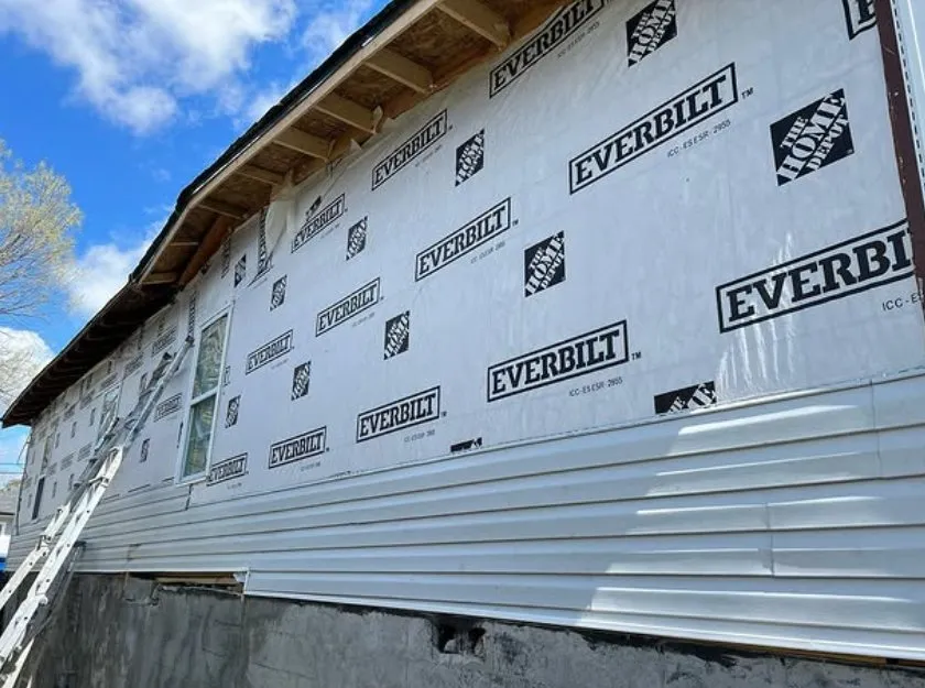 Slide of Lavish Living Construction