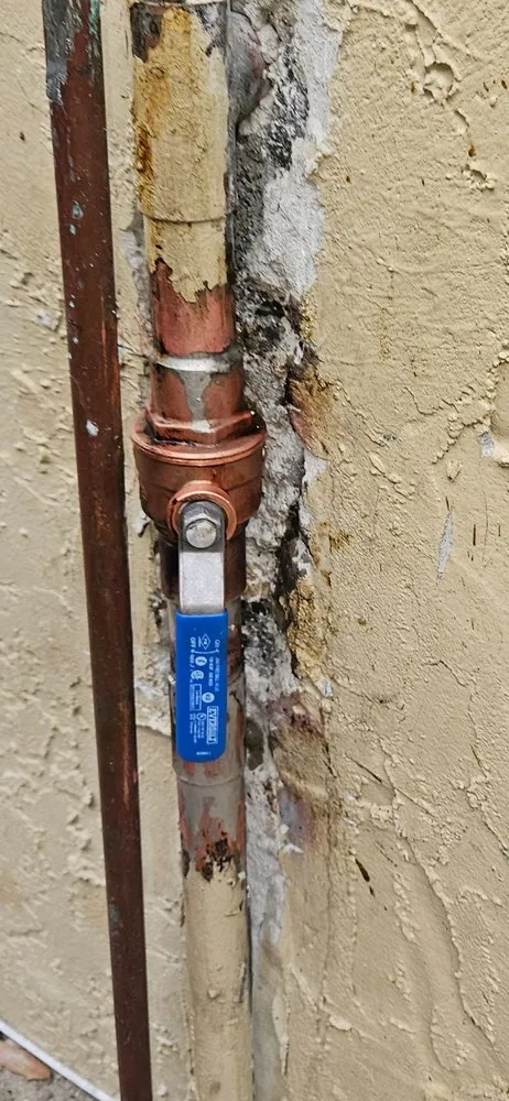 Affordable emergency plumbing in Miami, FL by Laz. Rooter Plumbing Service