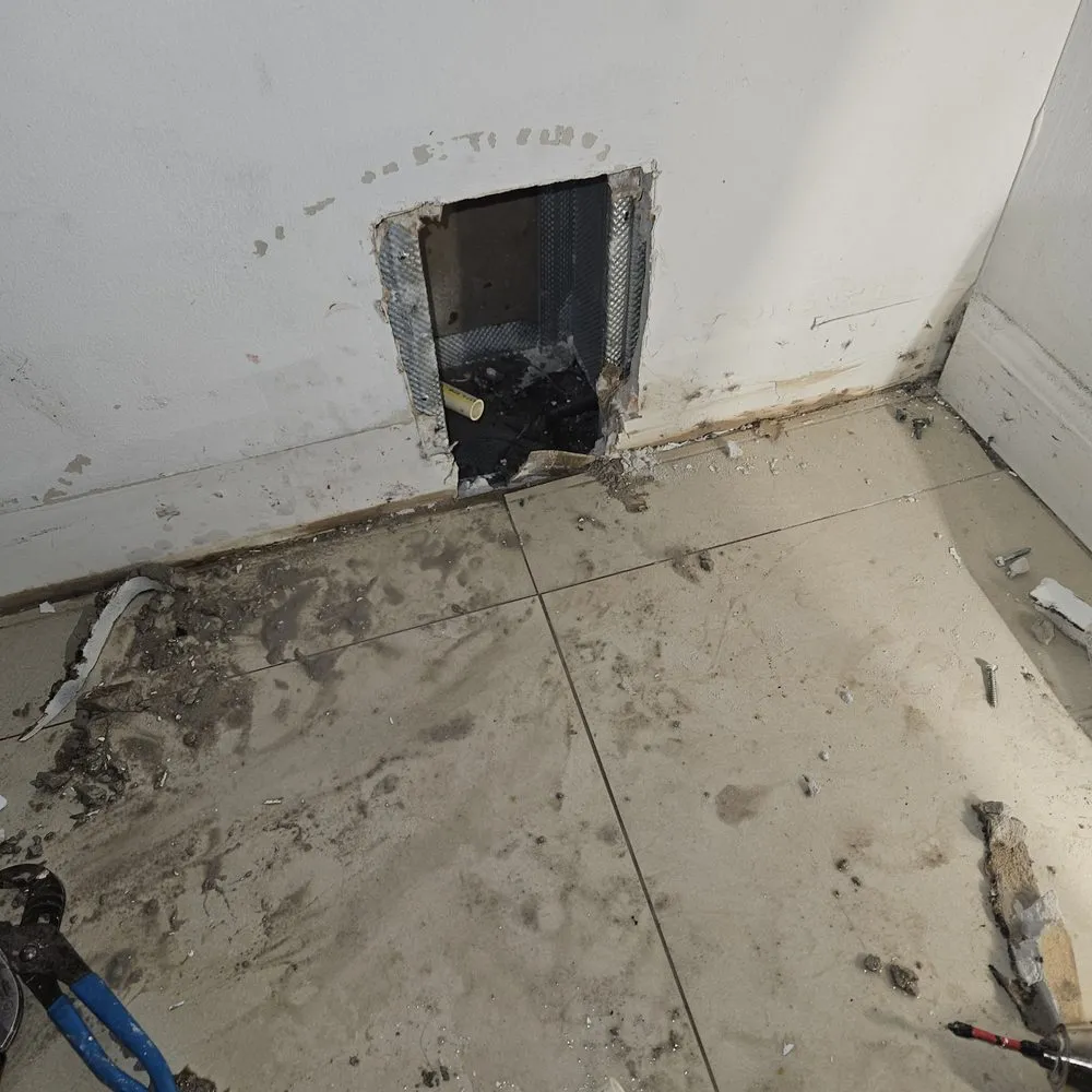 Slide of Laz. Rooter Plumbing Service