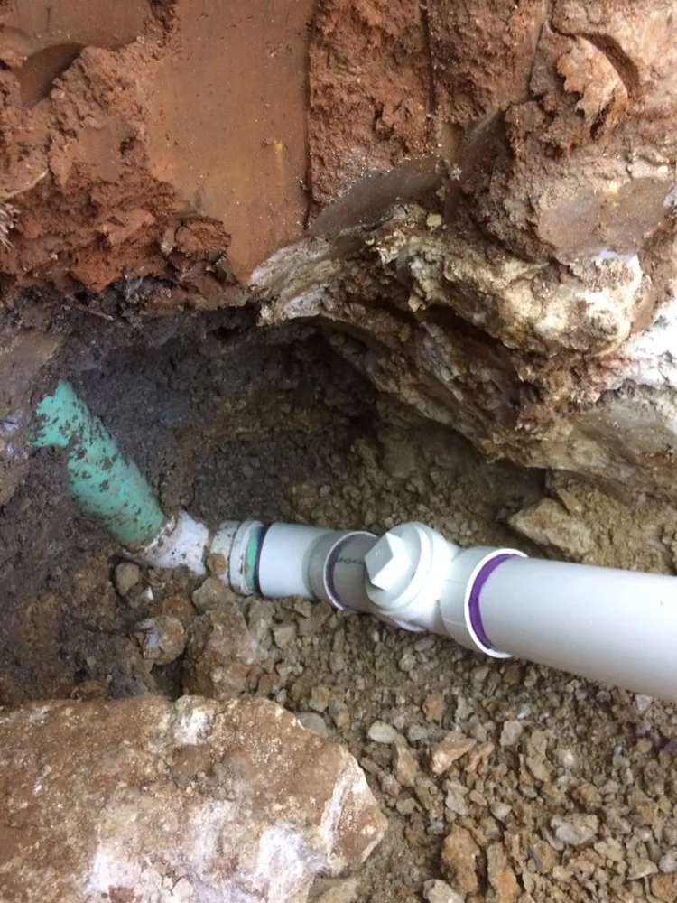 Slide of Laz's Plumbing Services