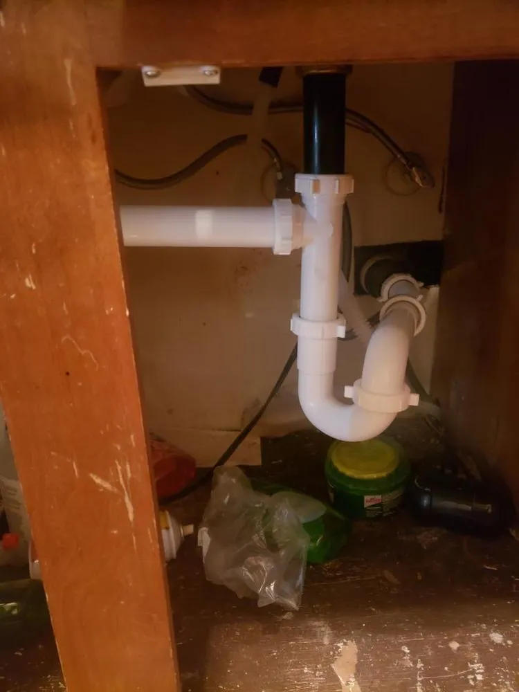 Top-rated plumbing repair service in Draper, UT - L&B Painting And Handyman Services