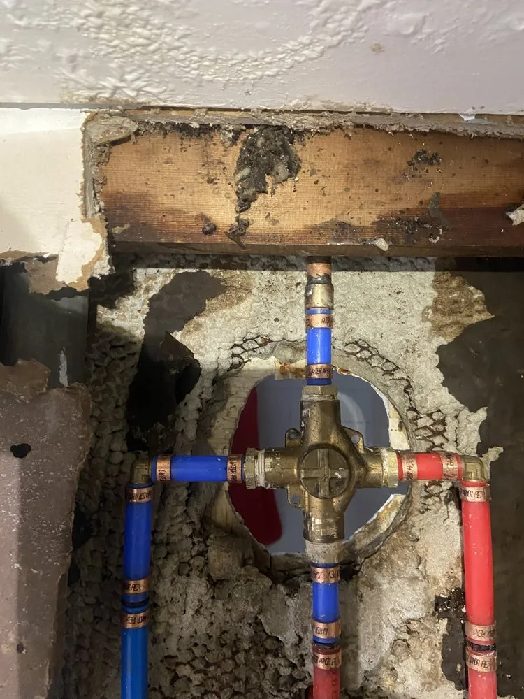 Slide of L&C Plumbing