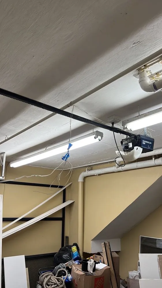 Slide of Le Prestige Plumbing