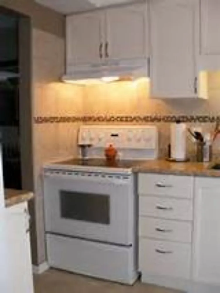 Slide of Leading Edge Home Services