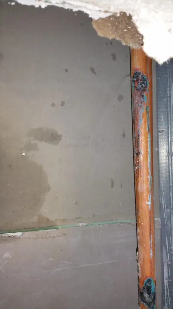 Slide of Leak Detection Solution