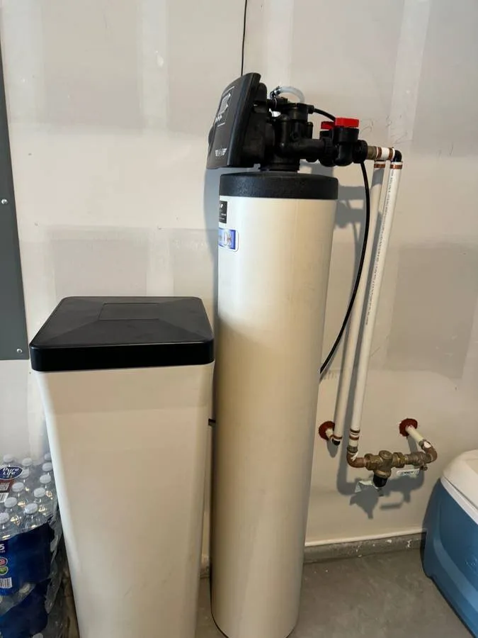 Slide of Leak Experts