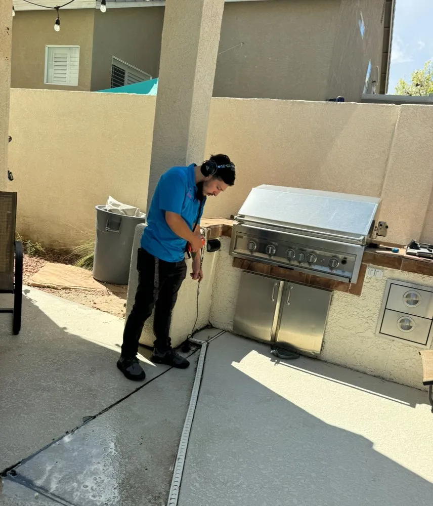 Slide of Leak Experts