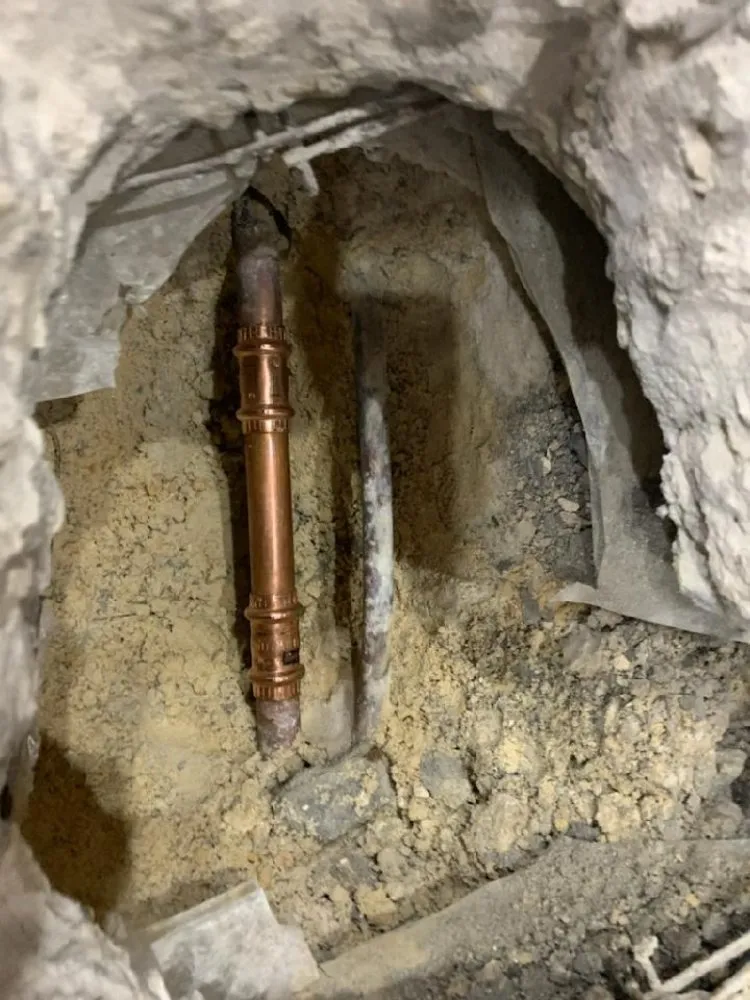 Slide of Leak finders of central florida