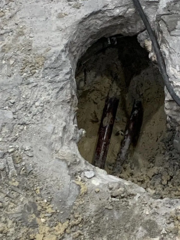 Slide of Leak finders of central florida