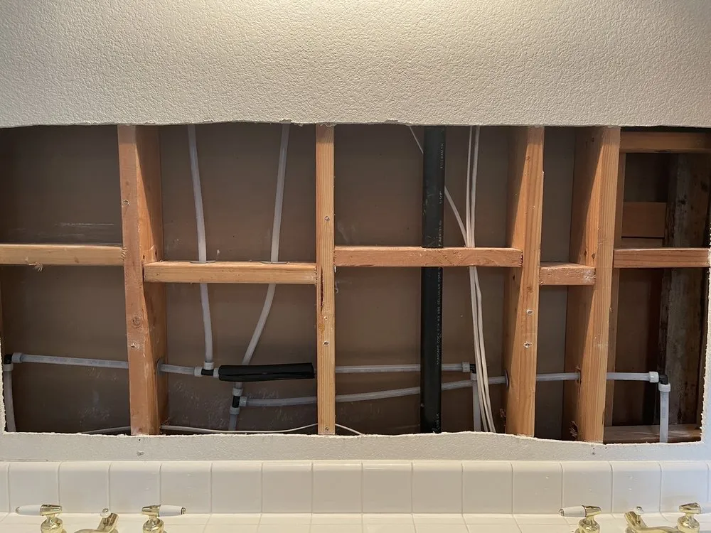 Slide of Leak Finders