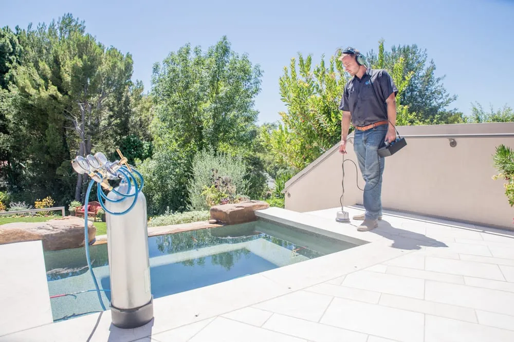 Slide of Leak Hounds