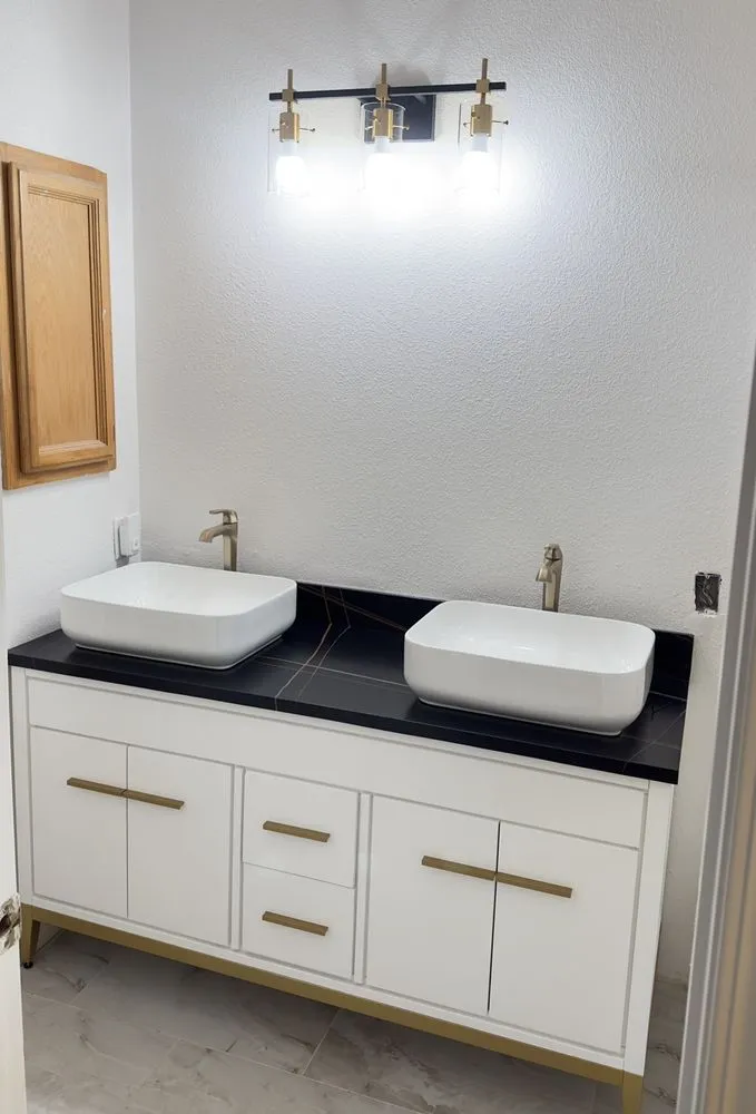 Slide of Leak on Lock Plumbing