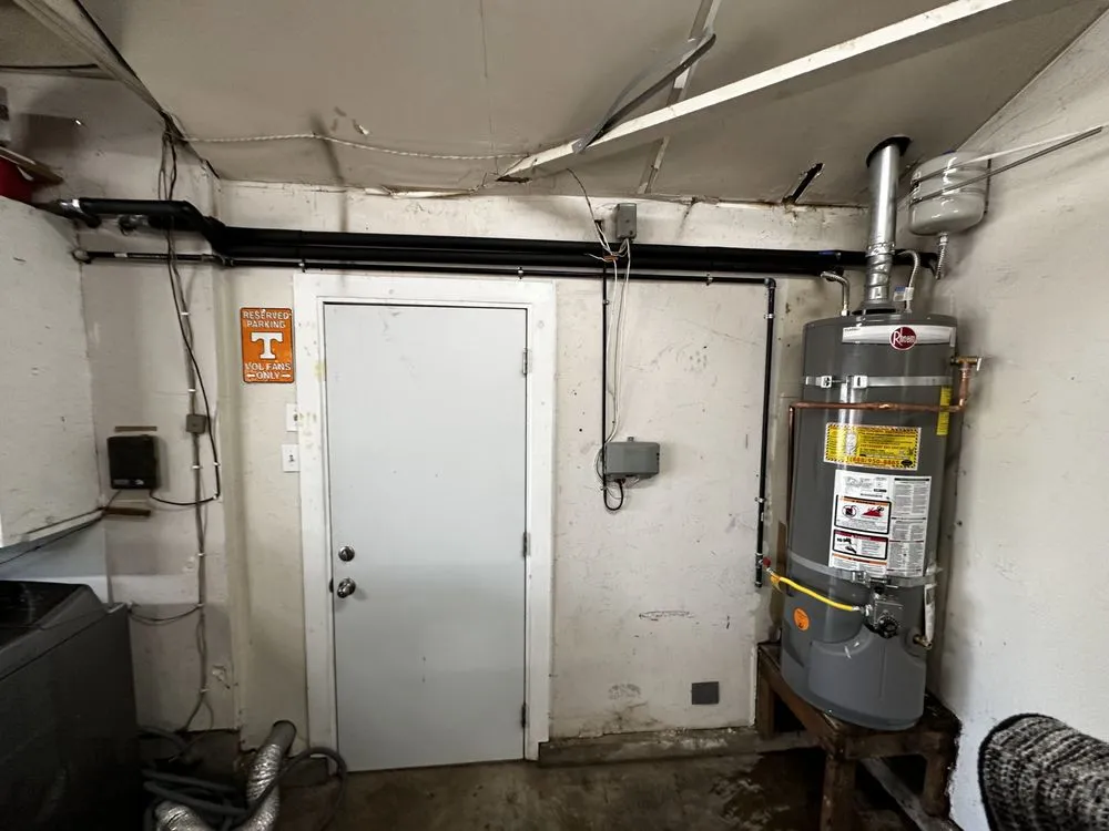 Slide of Leak on Lock Plumbing