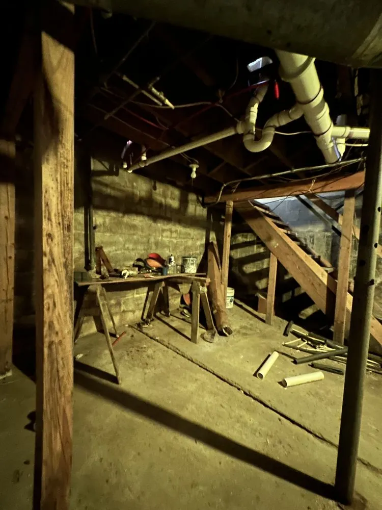 Slide of Leasher’s Home Solutions