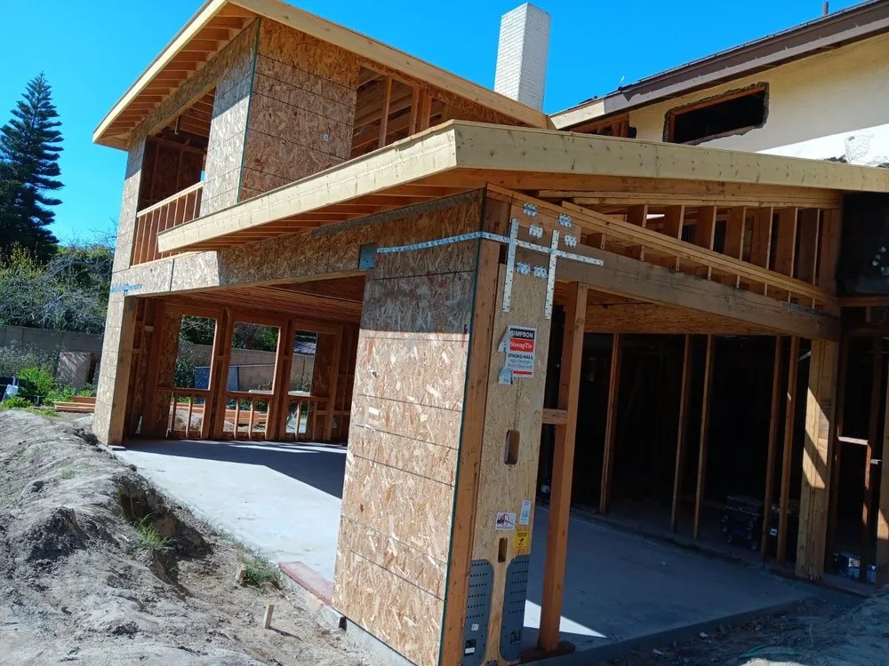 Slide of Lee Thanh Construction