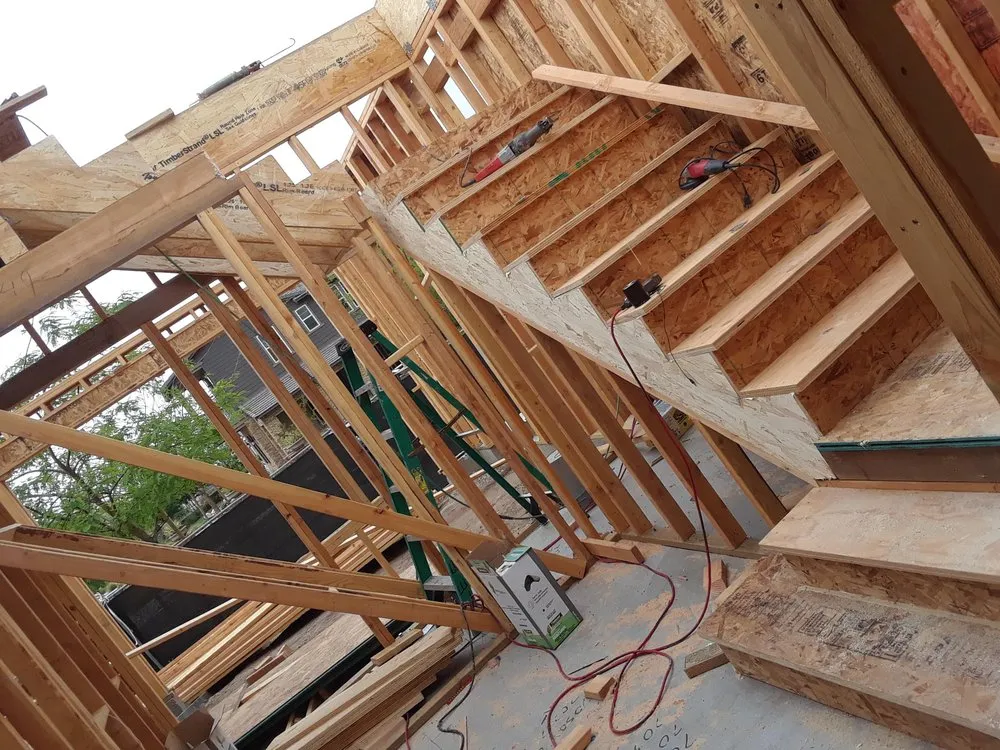 Slide of Lee Thanh Construction