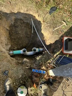 Lee The Plumber Logo