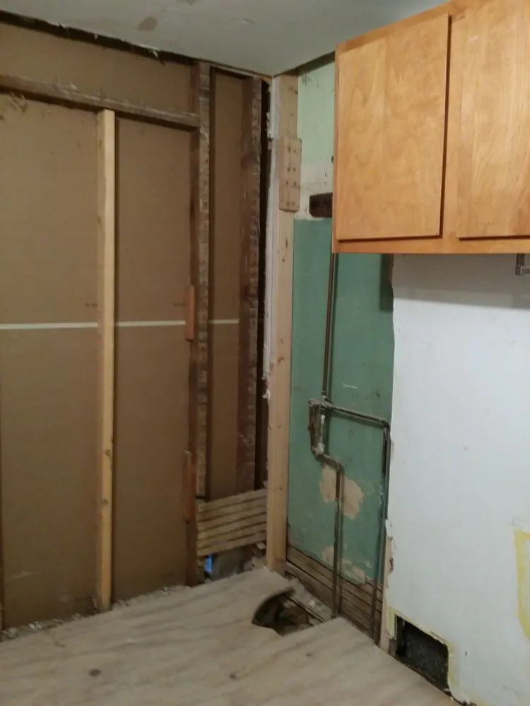 Slide of Leeco Plumbing