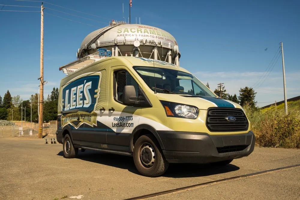 Slide of Lee's Air, Plumbing, & Heating