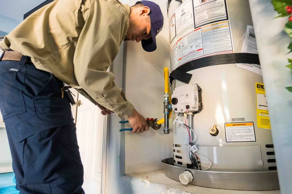 Slide of Lee's Air Plumbing and Heating