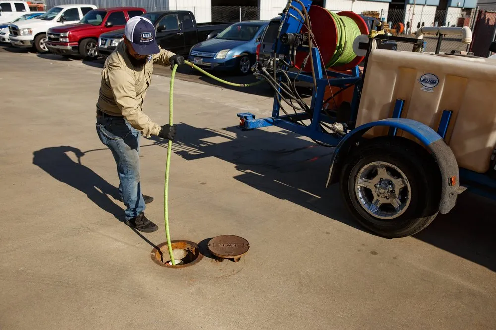 Slide of Lee's Air, Plumbing, Heating, & Roofing