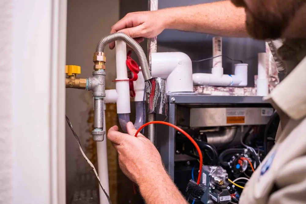 Trusted leak detection for homes in Fresno, CA by Lee’s Air, Plumbing, Heating & Roofing