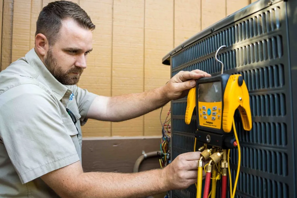 Slide of Lee’s Air, Plumbing, Heating & Roofing