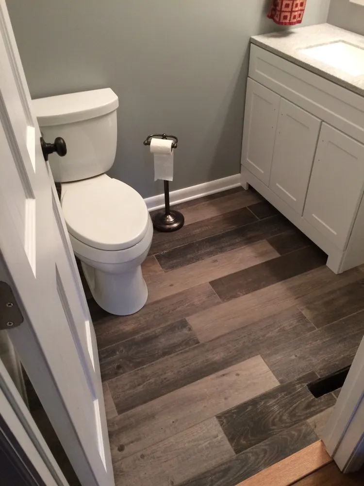 Slide of Lee's Plumbing and Remodeling/plumbing contractor