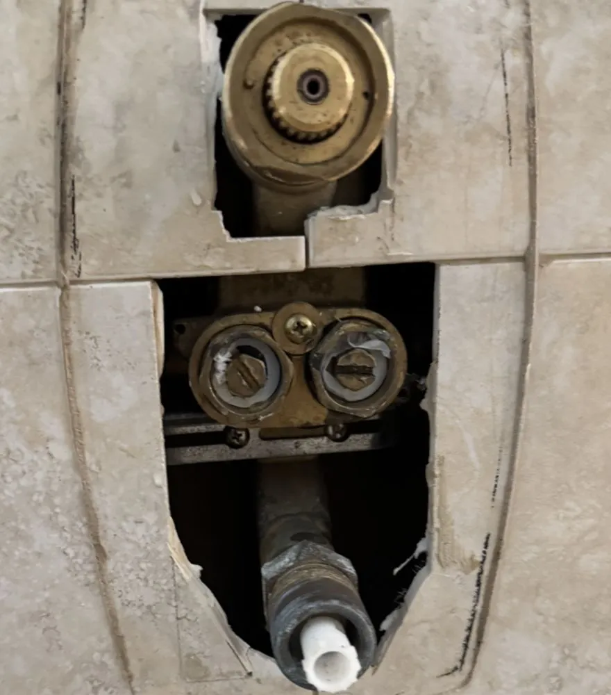 Slide of Lee's Plumbing