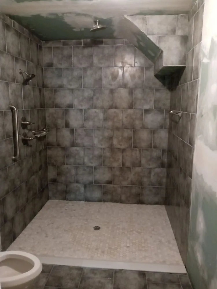 Slide of Lee's Plumbing Service