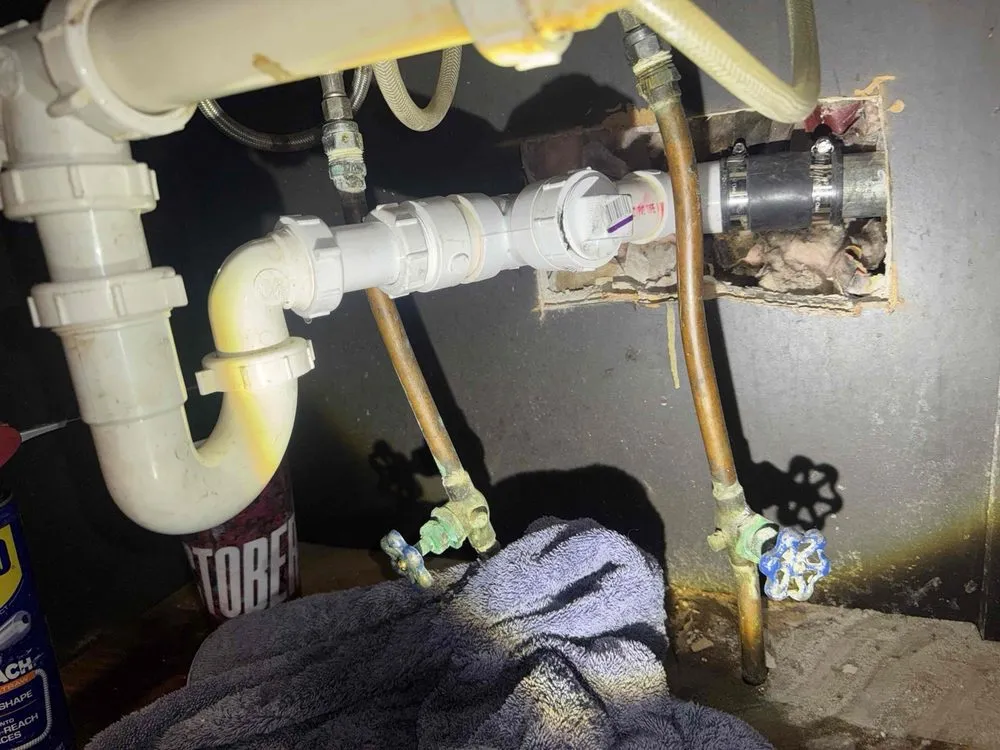 Slide of Len The Plumber