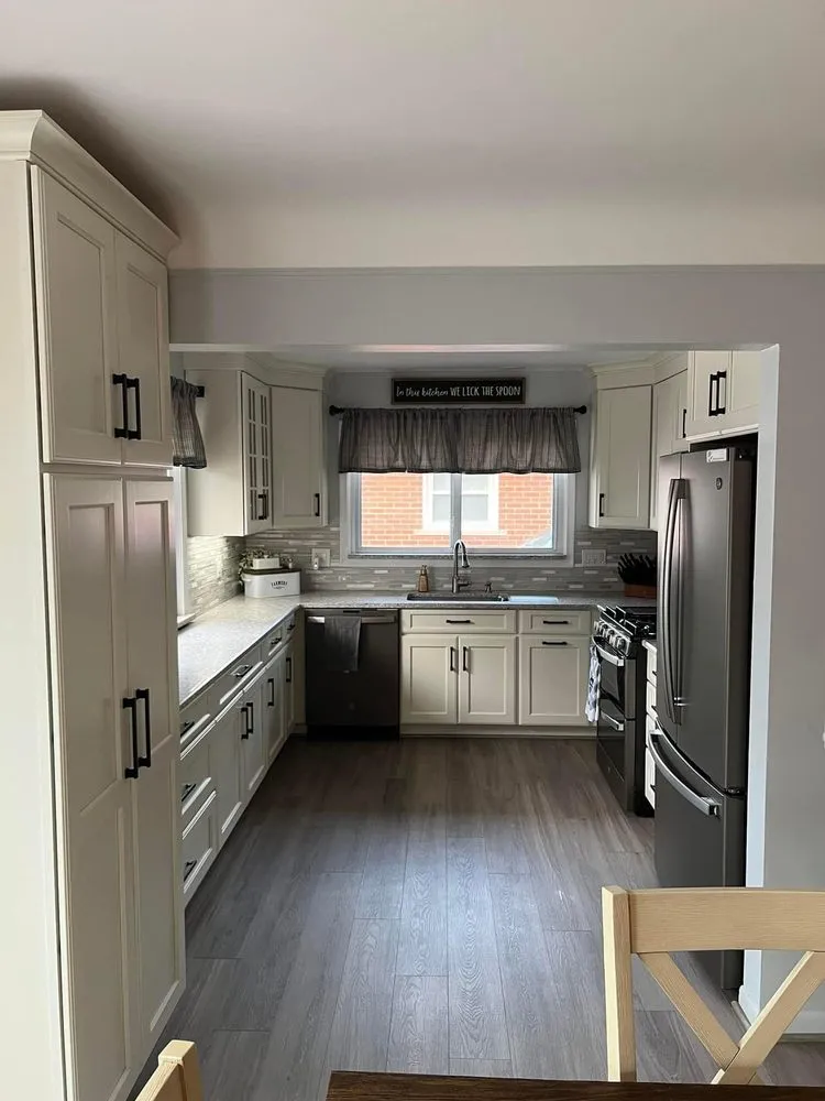 Slide of Lenart Customs Home Improvement