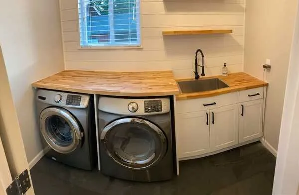 Slide of Lenear Plumbing